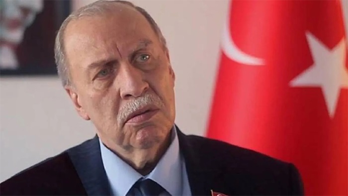 Eski Çalışma Bakanı Yaşar Okuyan hayatını kaybetti