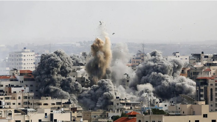 İsrail Gazze'yi havadan vurmaya devam ediyor