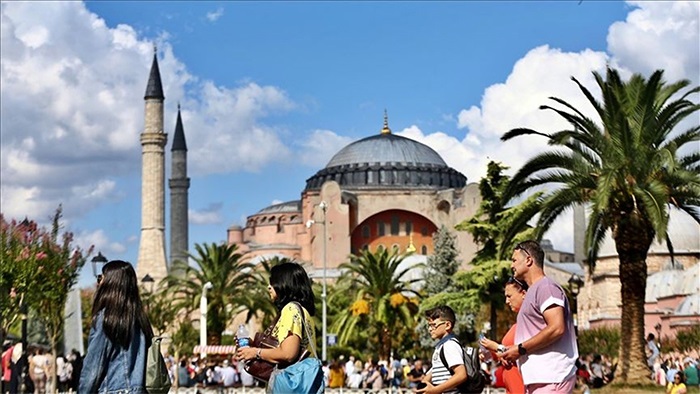 İstanbul, temmuzda son 10 yılın turist rekorunu kırdı
