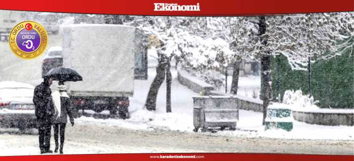 772 mahalle yolu ulaşıma kapandı