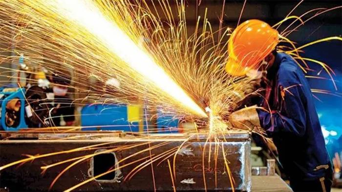 Sanayi üretimi kasımda yüzde 11,4 arttı
