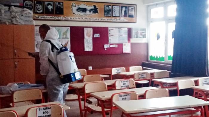 Yüz Yüze Eğitim Öncesi Okullar Dezenfekte Ediliyor