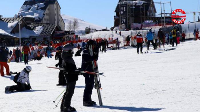 Kış turizminin gözde kayak merkezlerinde sezon başladı: Yılbaşı öncesi yoğunluk yaşanıyor