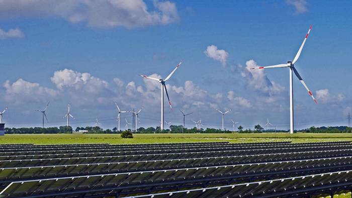 IEA: İklim değişikliğini önlemek için temiz enerji yatırımları 10 yılda 3 katına çıkmalı