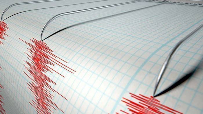 Karadeniz'de deprem! İstanbul'da da hissedildi