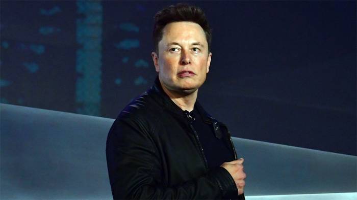 Elon Musk'tan Ukrayna'ya internet desteği