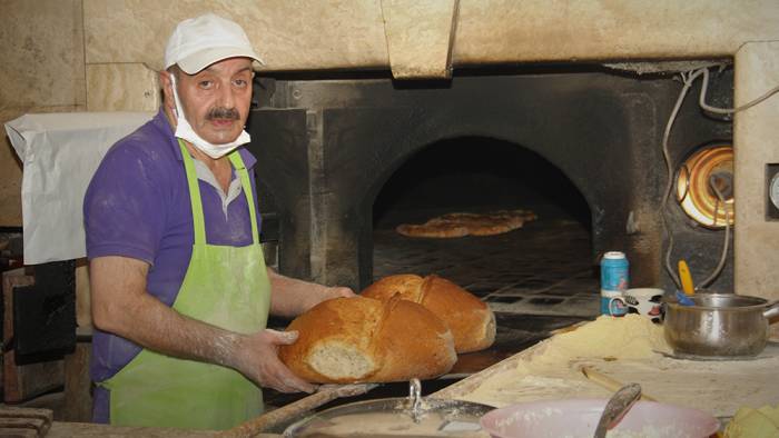 Trabzon’da asırlık fırında ‘Fındıklı Ekmek’ pişirildi