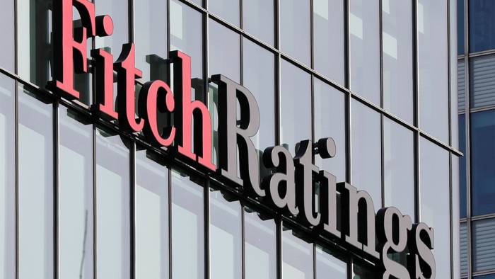 Fitch, Türkiye'nin not görünümünü düşürdü