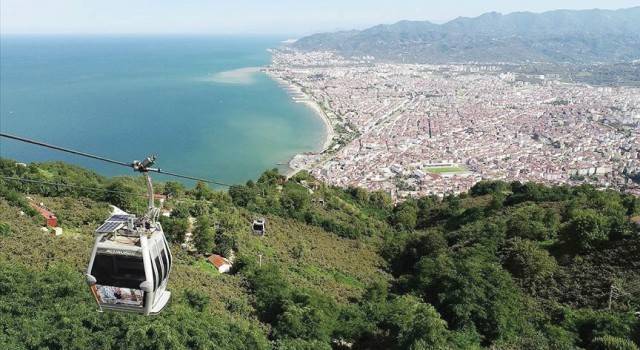 BİR ÖNCEKİ YILA GÖRE YÜZDE 32 ARTTI BİR ÖNCEKİ AYA GÖRE YÜZDE 61 AZALDI