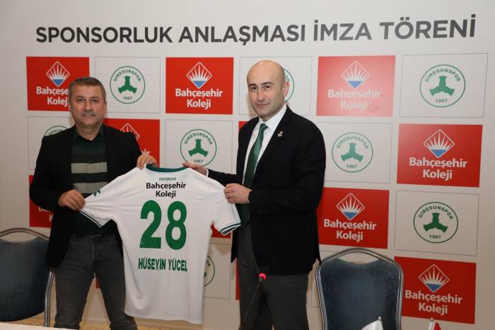 Bahçeşehir Koleji, Giresunspor'un forma sırt sponsoru oldu