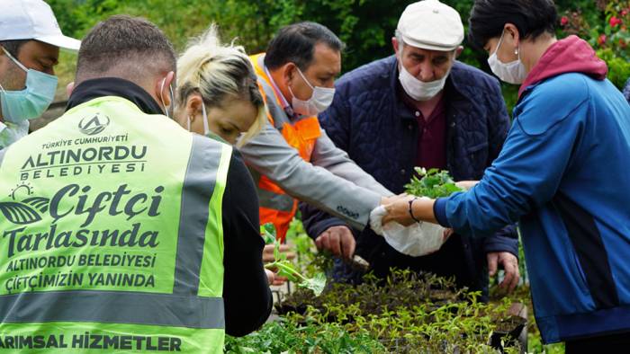 Altınordululardan fide dayanışmasına yoğun ilgi