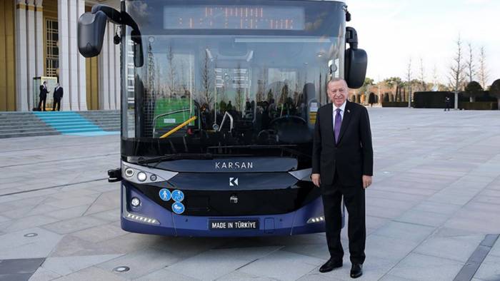 Cumhurbaşkanı Erdoğan'dan sürücüsüz otobüs testi! 