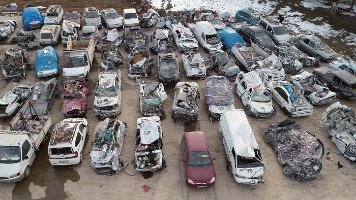 100 binden fazla araç ağır hasarlı! İhbar beklenmeden ödeme yapılıyor