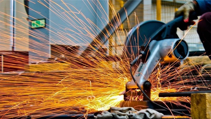 2026'ya daralmayla başladı: Sanayi üretimi geriledi