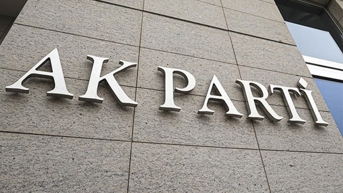 AK Parti’de Kritik Zirve! Fon Krizi Sonrası Gözler Erdoğan’da