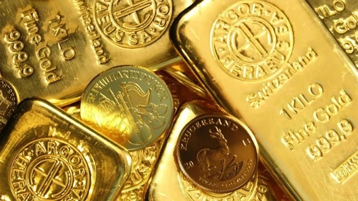 Altında kritik kırılma! Faizler düşerken satış baskısı güçlendi, gözler 4 bin 100 dolar seviyesinde