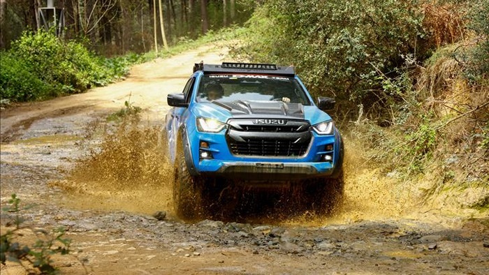 Anadolu Isuzu, depremzede çocuklara destek olmak amacıyla off-road etkinliği düzenledi