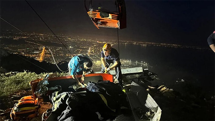 Antalya'da teleferik kabini parçalandı, ölü ve yaralılar var: Havada mahsur kaldılar