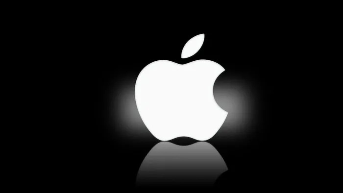 Apple Yeniden Dünyanın En Değerli Şirketi Oldu