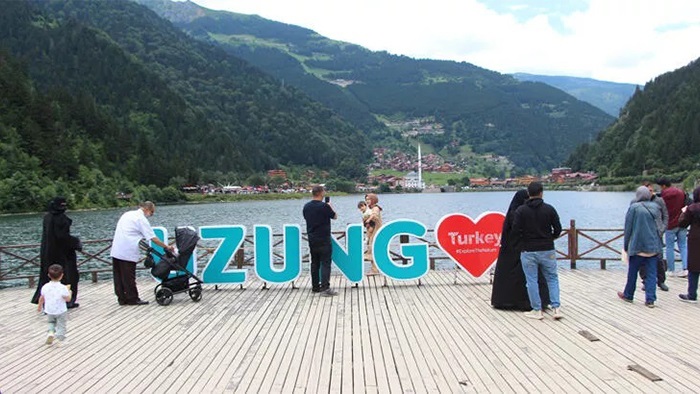 Arap turistler Trabzon’dan vazgeçemiyor