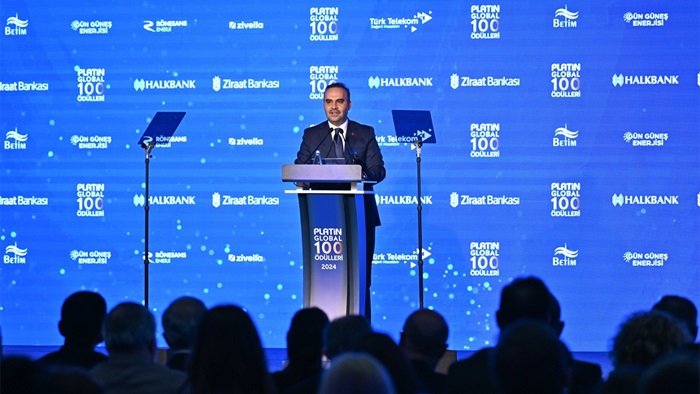 Bakan Kacır: Üretim ve ihracat yolculuğumuz sekteye uğramadan kendi istikametinde başarıyla ilerliyor