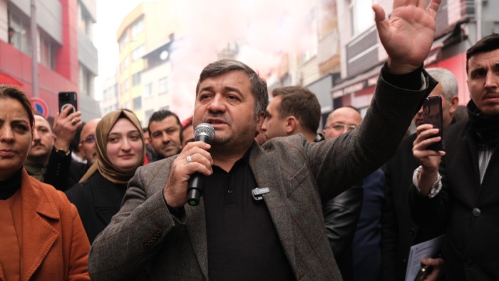 Başkan Şenlikoğlu'ndan belediye işçilerine tarihi zam: Yüzde 120!