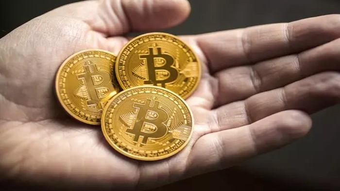 Bitcoin, 62 bin doları aştı