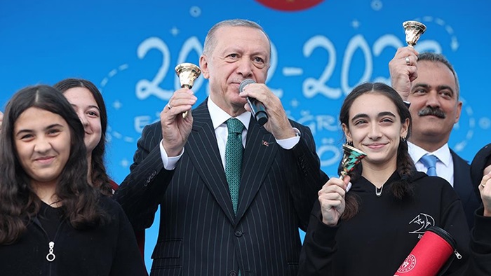 Cumhurbaşkanı Erdoğan: Her yıl bütçeden en büyük payı eğitime tahsis ettik