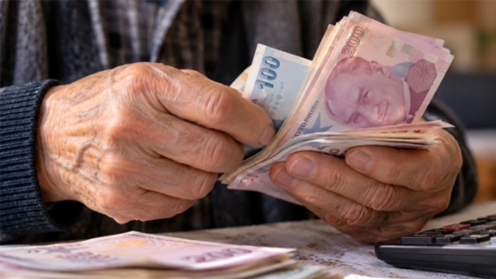 Emeklinin Beklediği Zam İçin Gözler Yıl Sonunda!