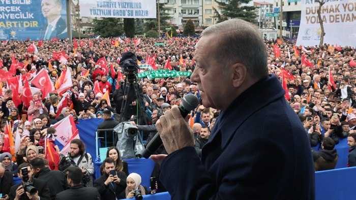 Erdoğan'dan Emeklilere Müjde: Bayram İkramiyesi Yüzde 50 Artışla 3 Bin Lira!