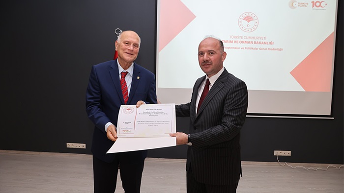 Fındık Fidanları Toprakla Buluştu
