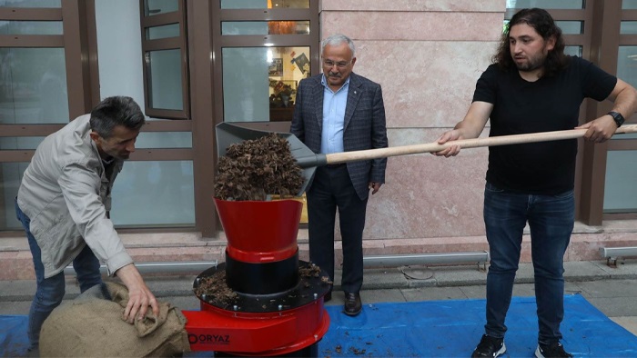 Fındık kapsülünden hayvan yemi elde ediliyor