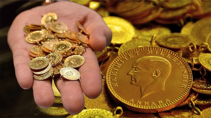 Güvenli limanda son durum: Altın yönünü yukarı çevirdi