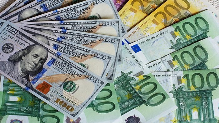 İki dev bankadan Euro/dolar tahmini