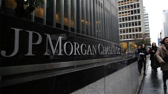 JPMorgan, faiz ve enflasyon tahminlerini artırdı