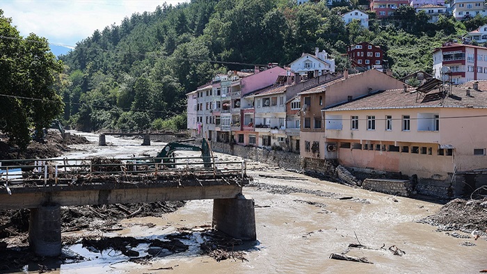 Karadeniz'de sel ve heyelan riski