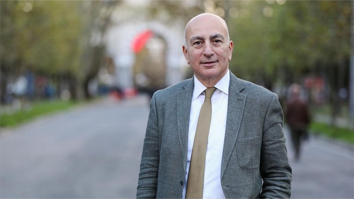 Mahfi Eğilmez: Dış ticarette Türkiye neden kazanamıyor?