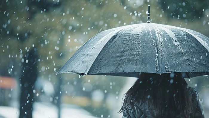Meteoroloji'den 30 il için kuvvetli yağış ve rüzgar uyarısı! İç ve doğu kesimlerde sıcaklık düşecek