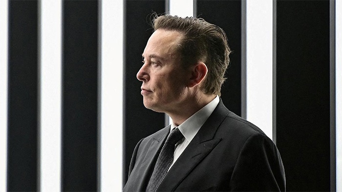 Musk, Twitter CEO'luğunu bırakıyor