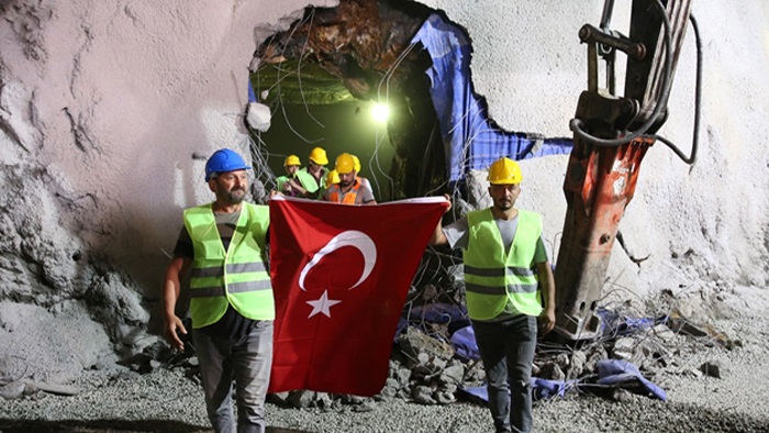 Ordu'da Akçatepe Tüneli'nde ışık göründü