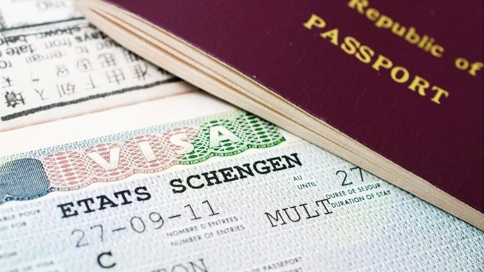 Schengen vizesinde kriz büyüyor: İki kişiden biri alamıyor