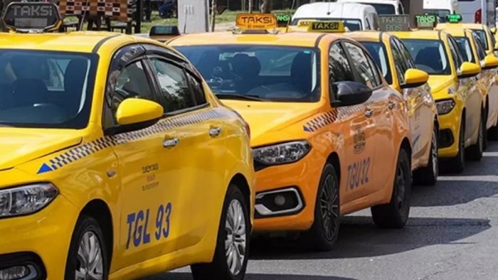 Taksi plakasında sert düşüş: Vergi düzenlemesi piyasayı sarstı