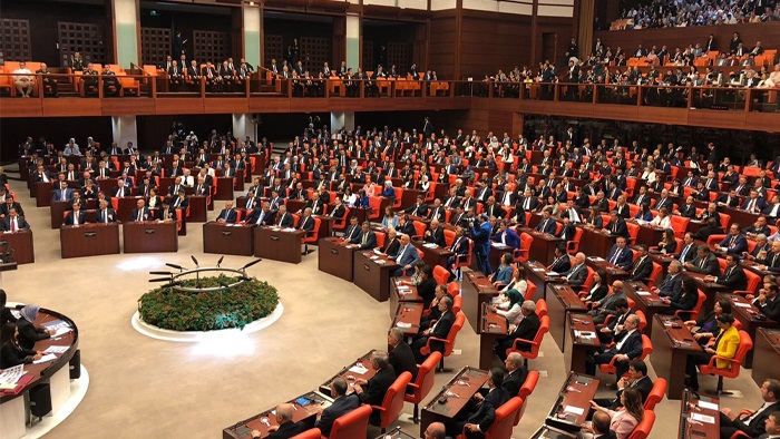 Ticaretle ilgili torba kanun teklifi kabul edildi! Hangi düzenlemeler var