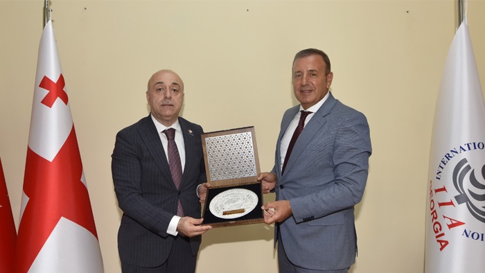 Trabzon TSO Başkanı Çelebi Batum’da