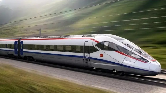 Türkiye demir yolunda yeni hedef: Hızlı tren 27 ile ulaşacak
