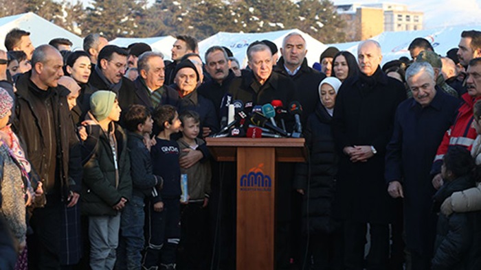 Üniversiteler yaza kadar uzaktan eğitim verecek