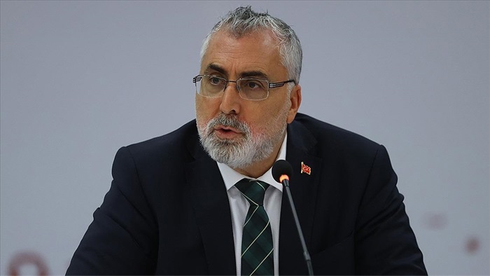 Vedat Işıkhan'dan asgari ücret açıklaması
